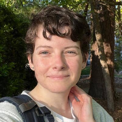 Sitter Profile Image: Abbie W.