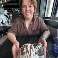 Sitter Profile Image: Calli P.