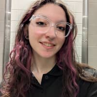 Sitter Profile Image: Stella D.