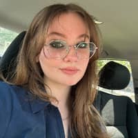 Sitter Profile Image: Annika H.