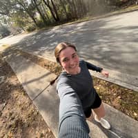 Sitter Profile Image: Hannah W.