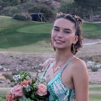 Sitter Profile Image: Paula C.