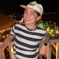 Sitter Profile Image: Abigail z.