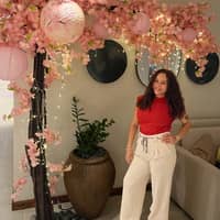 Sitter Profile Image: Estefanie V.