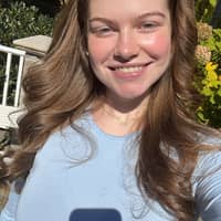 Sitter Profile Image: Olivia C.