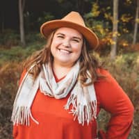 Sitter Profile Image: Sarah S.