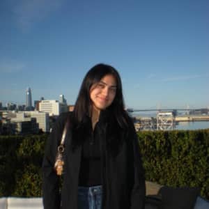 Sitter Profile Image: Anali R.