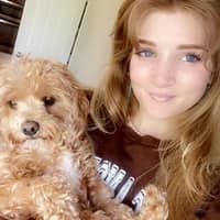 Sitter Profile Image: Danielle F.