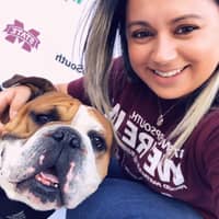 Sitter Profile Image: Manuela V.