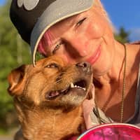 Sitter Profile Image: Astrid M.