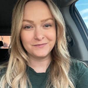 Sitter Profile Image: Amanda C.