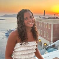 Sitter Profile Image: Stella V.