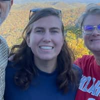 Sitter Profile Image: Amelia H.