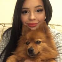 Sitter Profile Image: Leonie M.