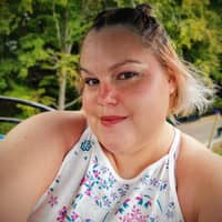 Sitter Profile Image: Lois "Pixi" D.