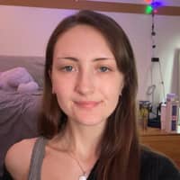 Sitter Profile Image: Annika L.