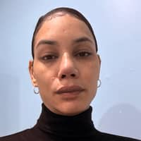 Sitter Profile Image: Ivy W.