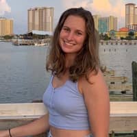 Sitter Profile Image: Nicole H.