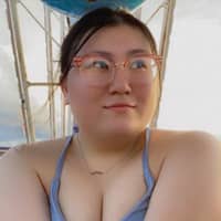 Sitter Profile Image: Amy Y.