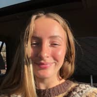 Sitter Profile Image: Hannah H.