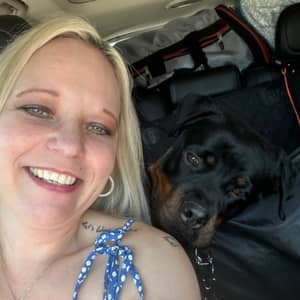 Sitter Profile Image: Stacey S.