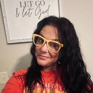 Sitter Profile Image: Robin L.