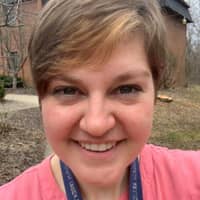 Sitter Profile Image: April R.