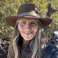 Sitter Profile Image: Wren W.