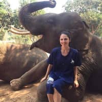 Sitter Profile Image: Liz L.