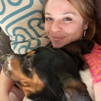 Sitter Profile Image: Lindsey R.