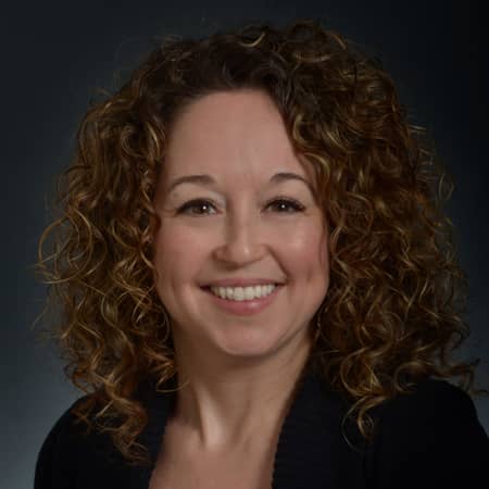 Sitter Profile Image: Amanda P.