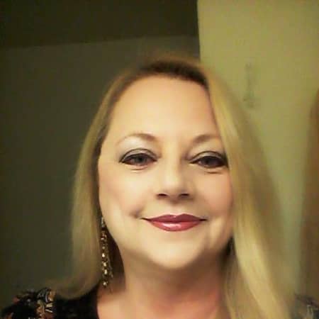 Sitter Profile Image: Roxanne M.