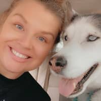 Sitter Profile Image: Laura C.