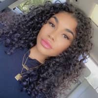 Sitter Profile Image: Deandra J.