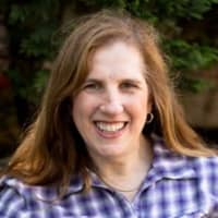 Trainer Profile Image: Linda K.