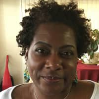 Sitter Profile Image: Gloria H.