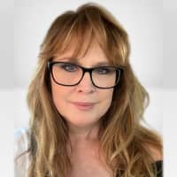 Sitter Profile Image: Julie W.