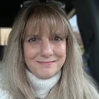 Sitter Profile Image: Theresa M.