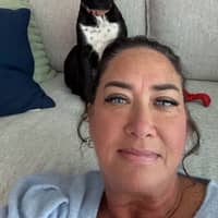 Sitter Profile Image: Shannon W.