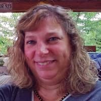 Sitter Profile Image: Shari R.