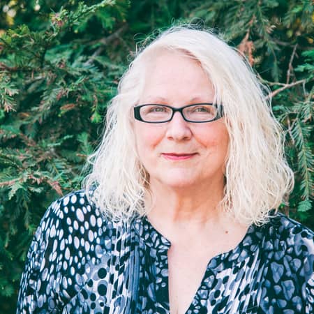 Sitter Profile Image: Elaine A.