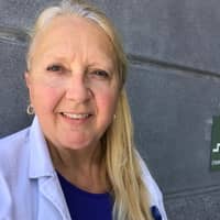 Sitter Profile Image: Debbie G.