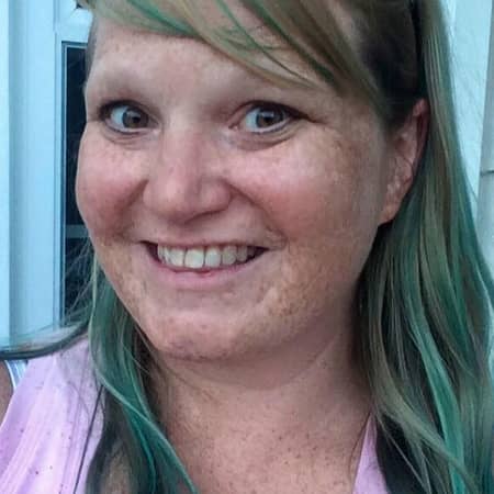 Sitter Profile Image: Lisa M.