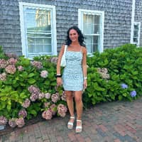 Sitter Profile Image: lauren m.