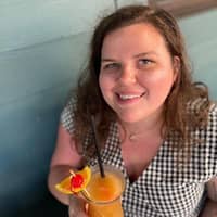 Sitter Profile Image: Avery M.