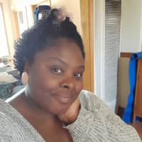 Sitter Profile Image: Lor'Enyah G.