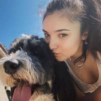 Sitter Profile Image: Alexis L.