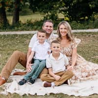 Sitter Profile Image: Colleen W.