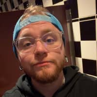 Sitter Profile Image: Ashton W.