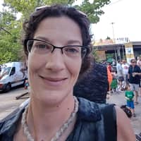 Sitter Profile Image: Melissa R.